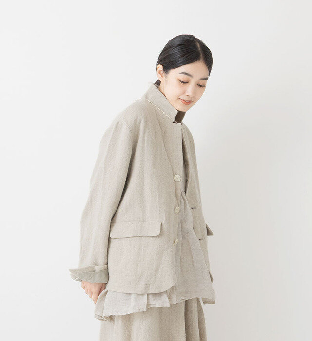 color : KINARI , model : 162cm