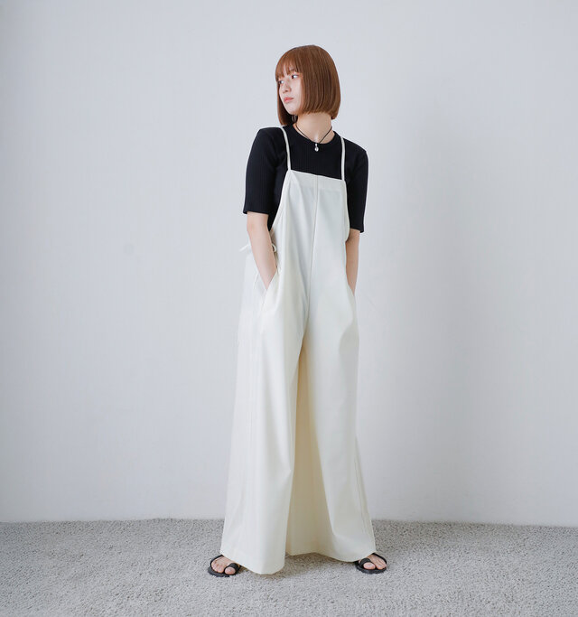 color : black / size : F