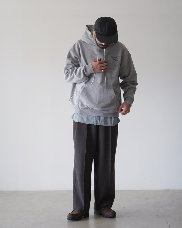 Model 173cm / Size L / Color Gray
