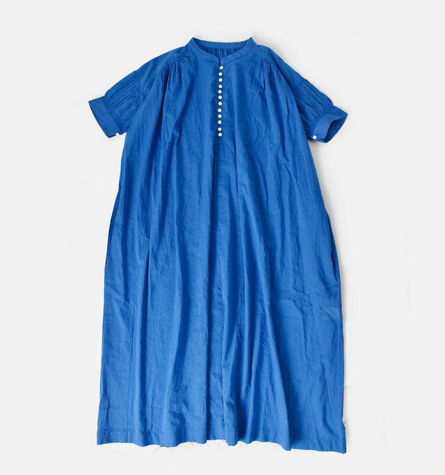 color : blue