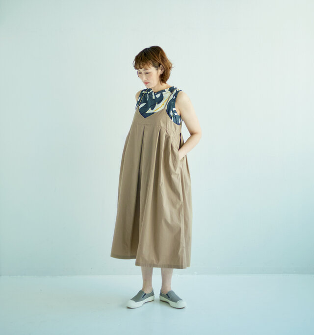 モデル160cm 着用サイズ:0(BEIGE)