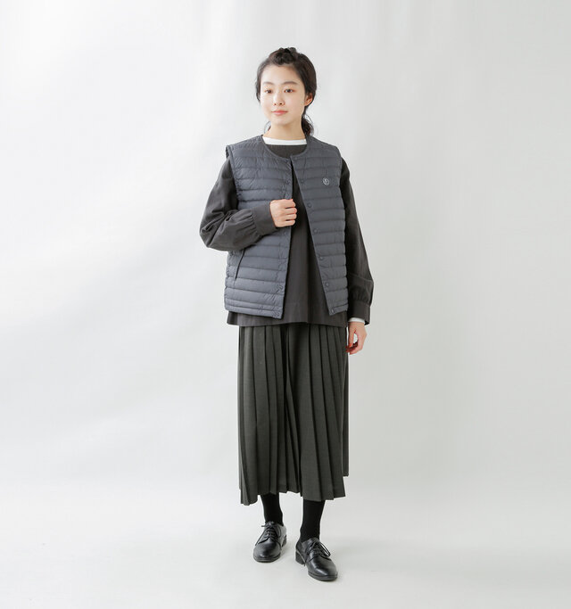model mariko:162cm / 47kg
color : charcoal / size : 2