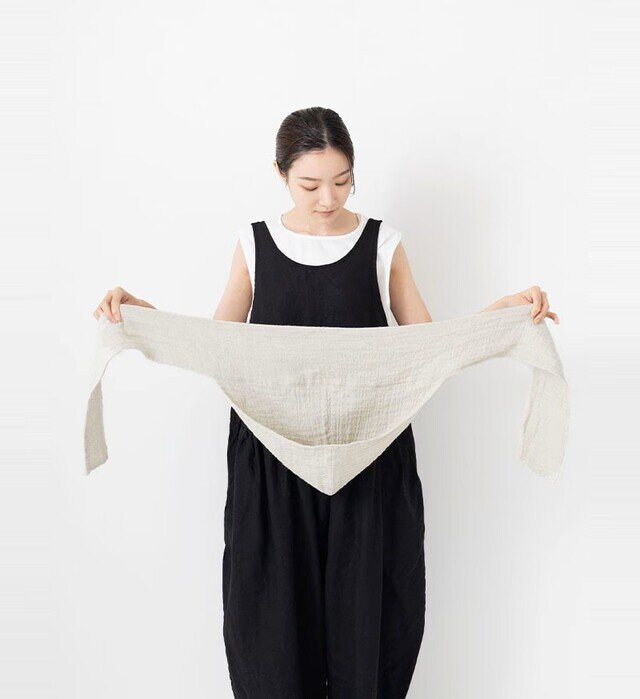 color : KINARI , model : 162cm