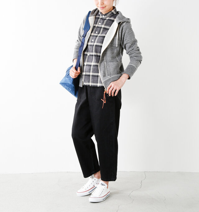model yama:167cm / 49kg
color : charcoal / size : 1