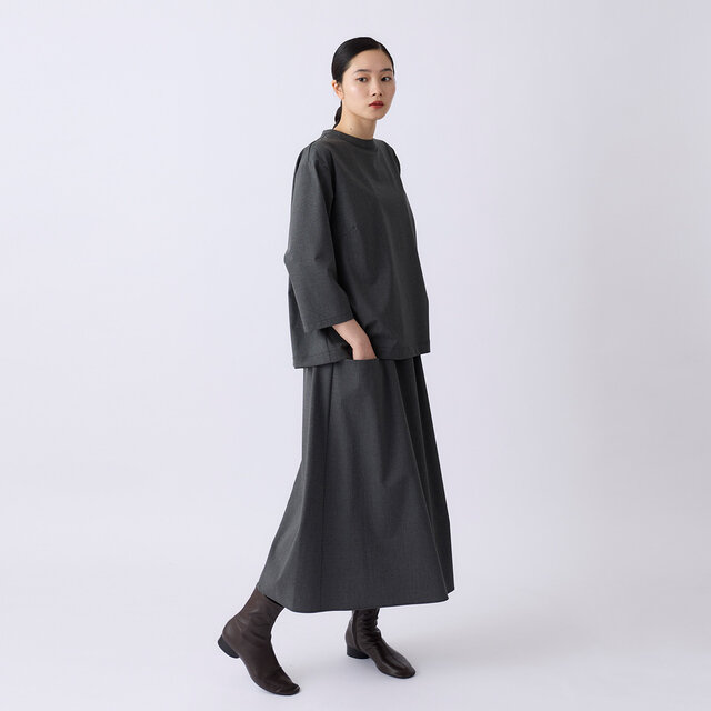 model:168cm color:チャコールグレー