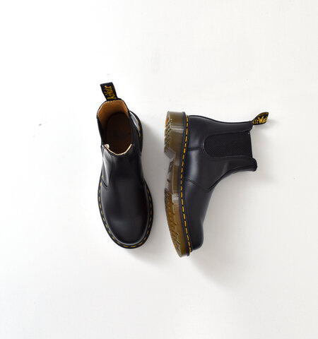 Dr.Martens|スムースレザーサイドゴアブーツ“2976 YELLOW STITCH” 2976-ys