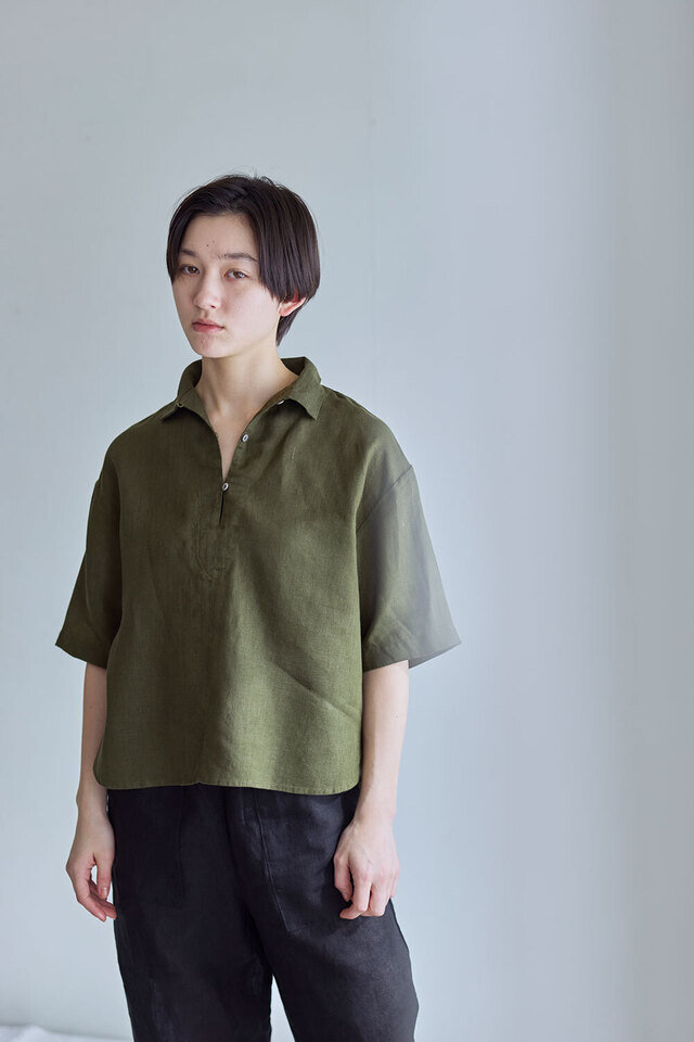 オリーブ---深みのあるオリーブグリーン