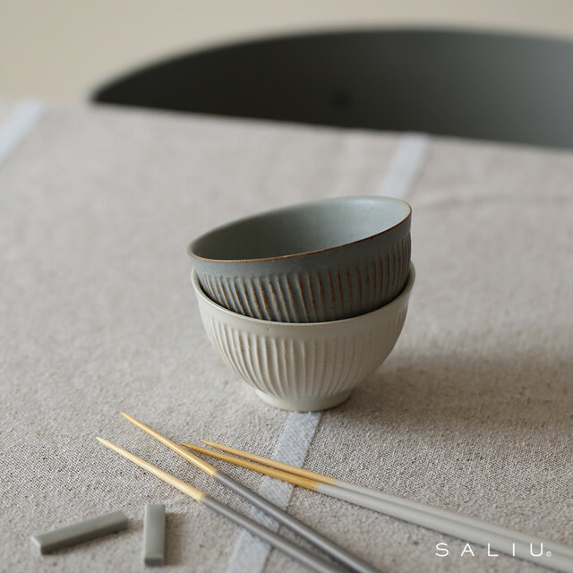 私たちの食生活に欠かせないご飯茶碗。
毎日使うものだから妥協は許せないのです。