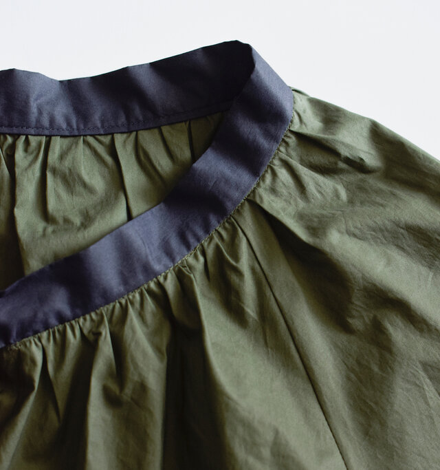 khaki×kon