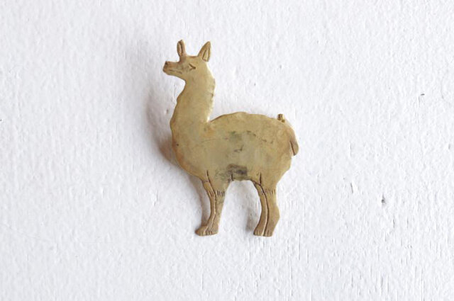 リャマはアンデス地方に生息するラクダ科の動物で、ナスカの地上絵にも描かれているのだとか。