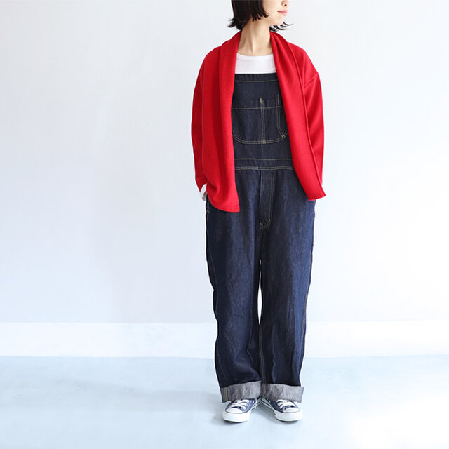 レッド 着用、モデル身長:164cm