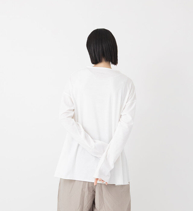 color : WHITE , model : 162cm