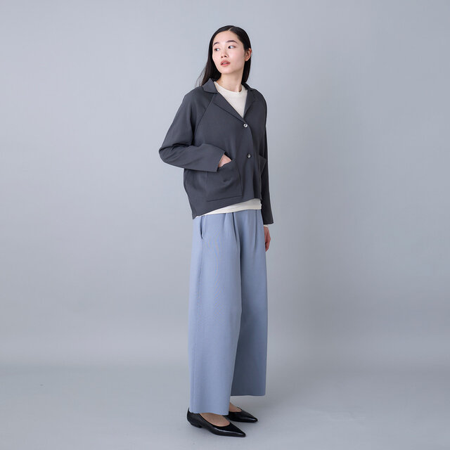 model:168cm color:チャコールグレー