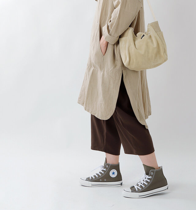 人気のパンツをクロップドへ
ワンピースなどと合わせて
インナーパンツのような
使い方も!