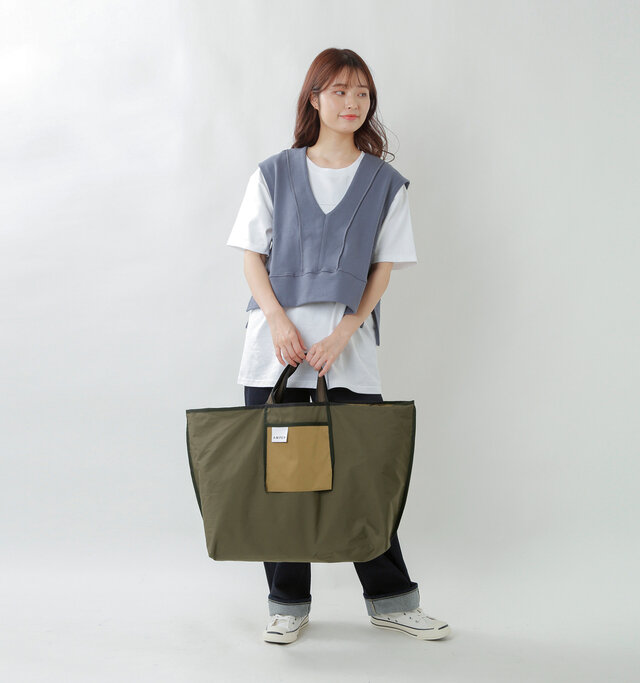 model kanae:167cm / 48kg
color : khaki / size : one
