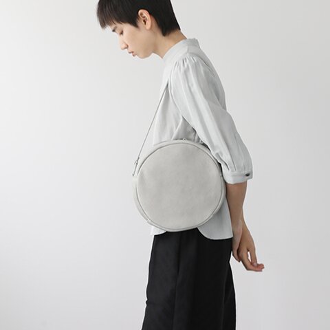 Mochi｜circle shoulder bag [ma-pro-10/grey green]