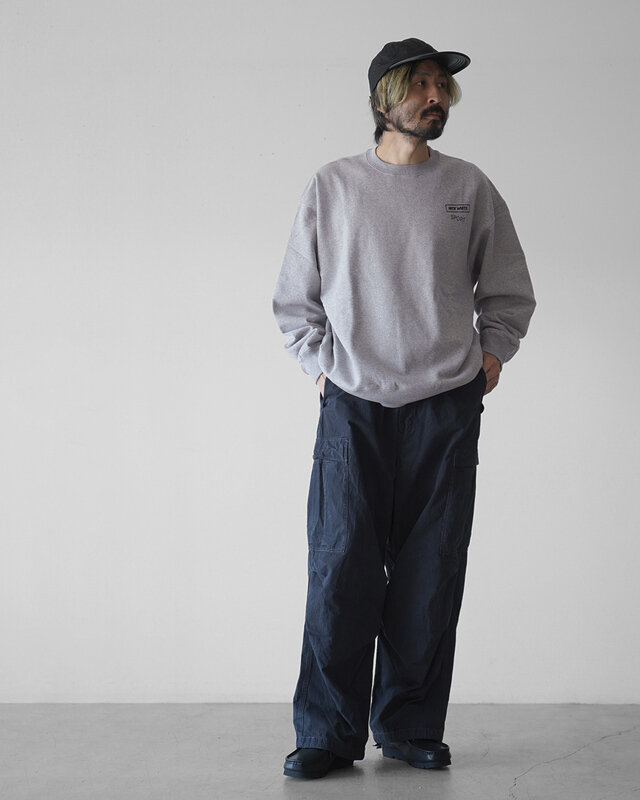 Model 173cm / Size L / Color Gray