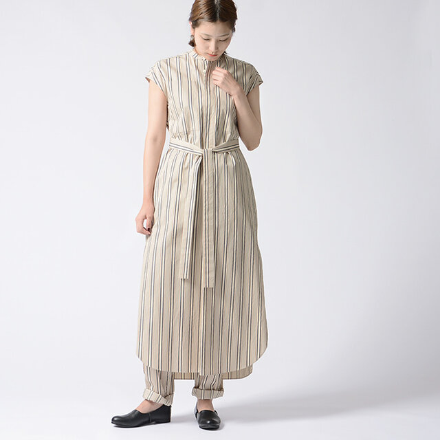 モデル:170cm / 54kg
color : beige stripe / size : 0 (フリーサイズ)