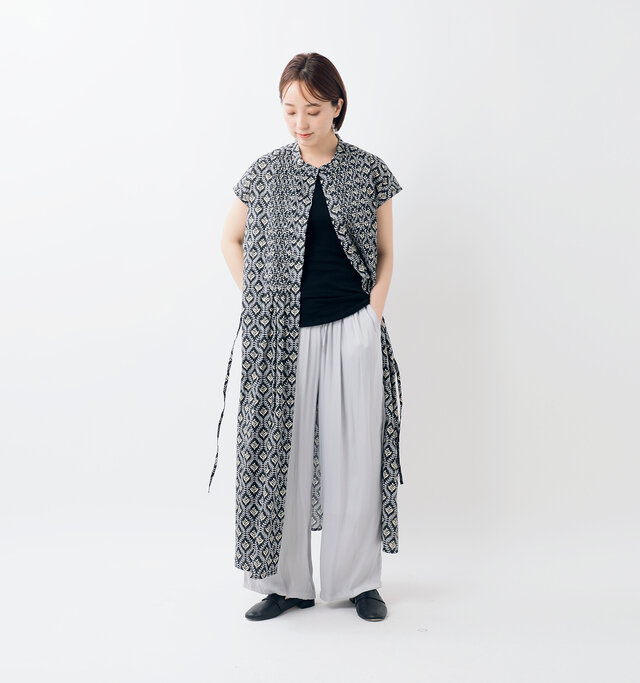 color : black / size : 01