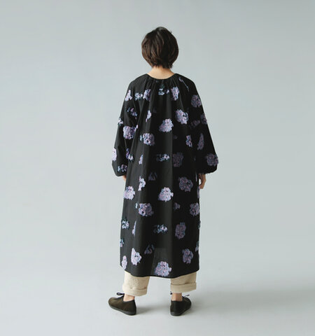 susuri｜コットン ウール 刺繍 ピーテル ドレス 23-252
