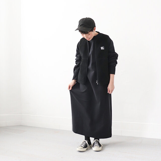ブラック / WM 着用、モデル身長:150cm