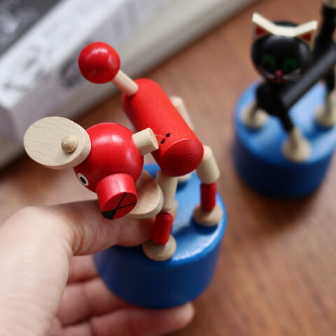DETOA｜Wooden Push Up Toy/おもちゃ犬 猫