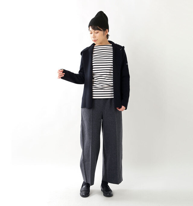 model hikari:165cm / 48kg
color : navy / size : T3