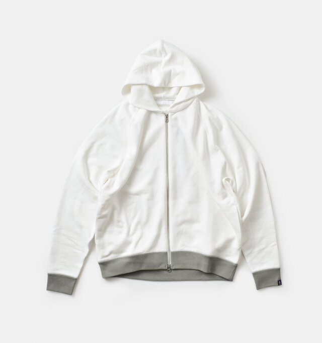 color : white