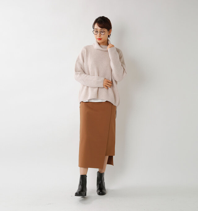 color : light beige / size : F