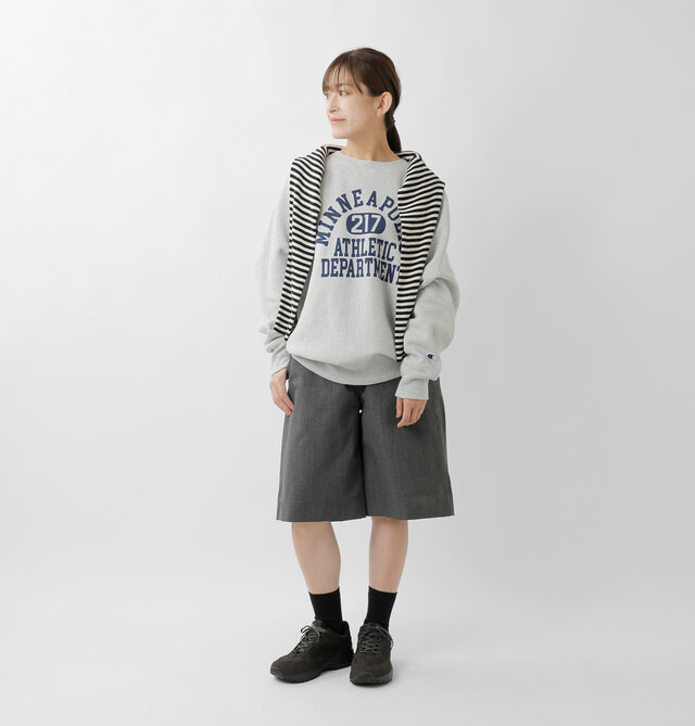 model tomo:158cm / 45kg
color : silver gray / size : XL