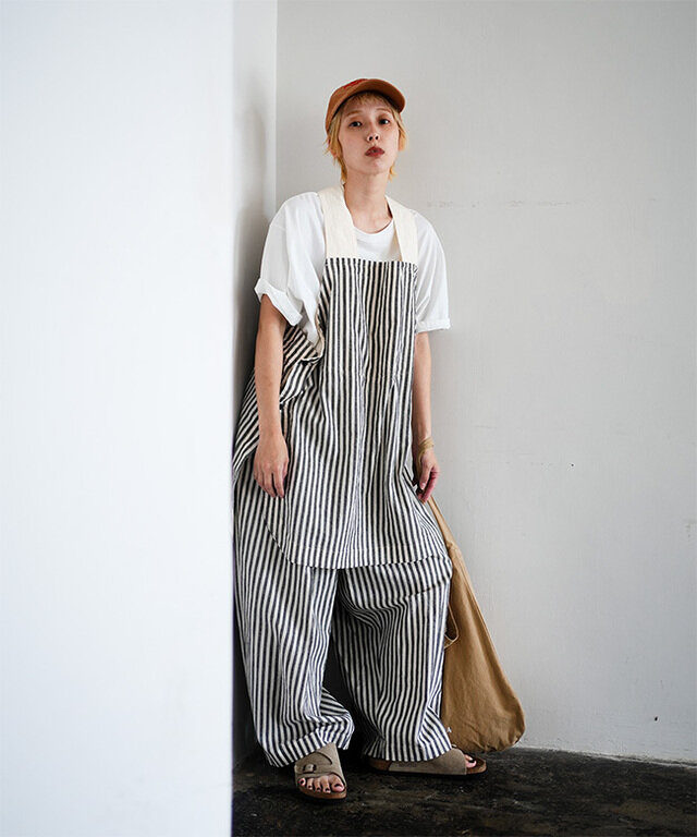 身長:164cm / カラー: 16 Natural×Black stripe/ サイズ:S