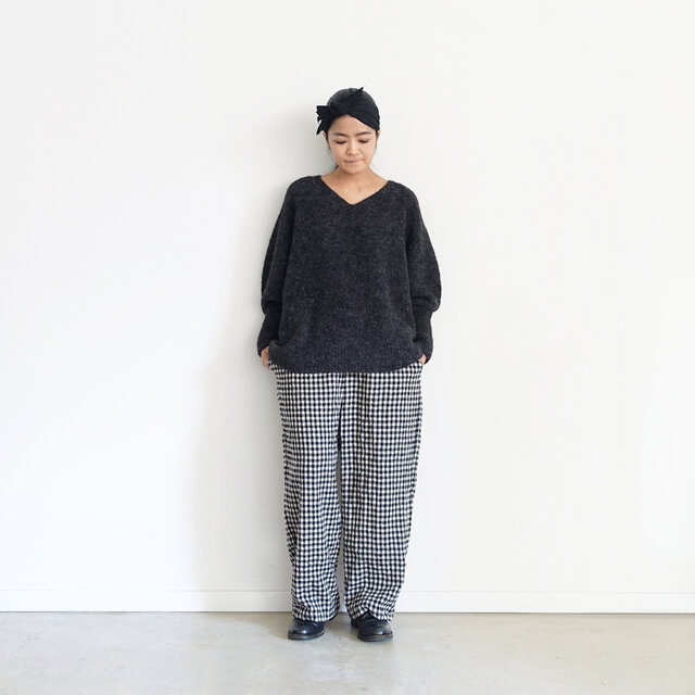 Model 158cm、Charcoal着用