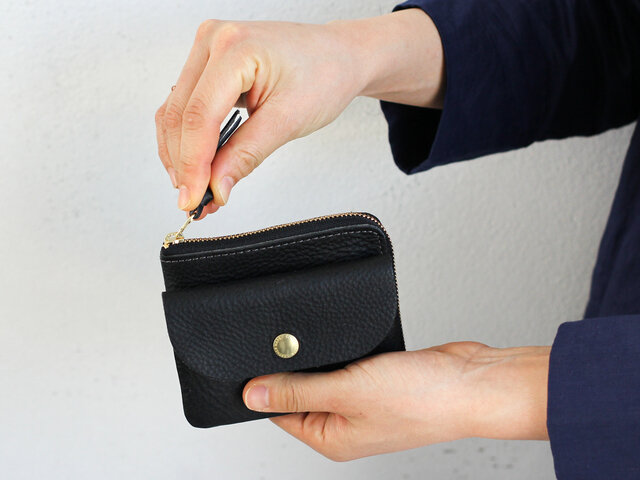 Cinq 小さめの財布 Cdc General Store シーディーシー ジェネラルストア キナリノモール Cinq 小さめの財布 Cdc General Store シーディーシー ジェネラルストア キナリノモール