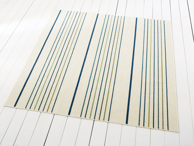 ブルーとグリーンのボーダーがミックスした寒色系「Blue」