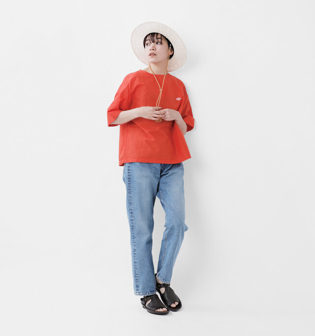 model saku：163cm / 43kg 
color : red / size : 38