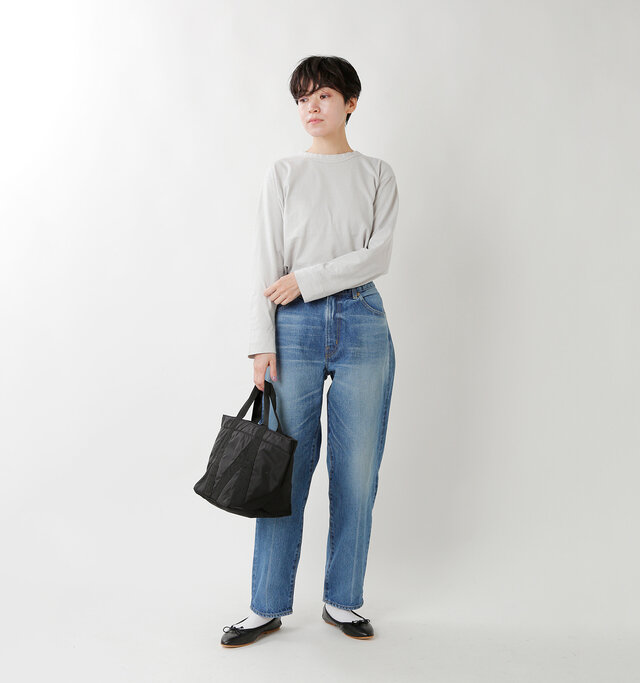 model saku:163cm / 43kg
color : light gray / size : 1