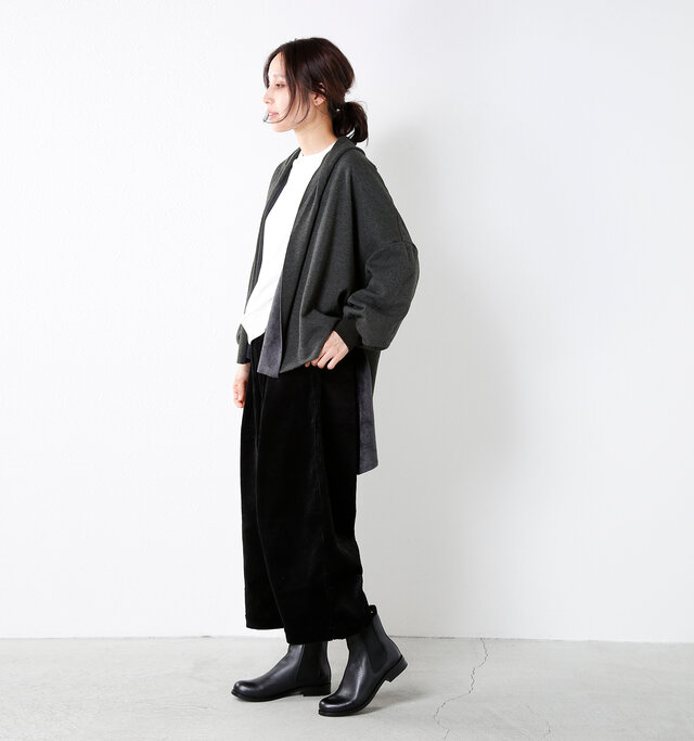 model yama:167cm / 49kg
color : charcoal gray / size : F