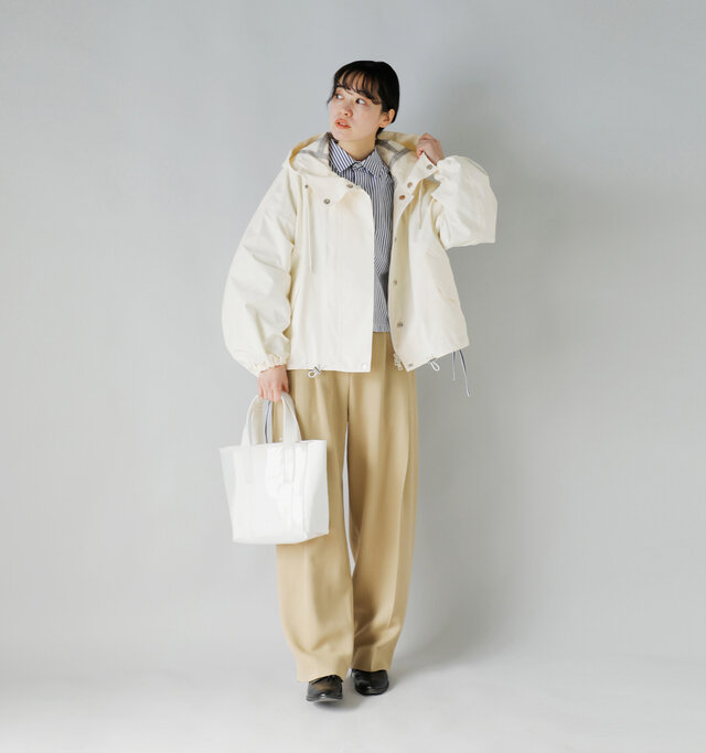model saku：163cm / 43kg 
color : whisper white / size : 8