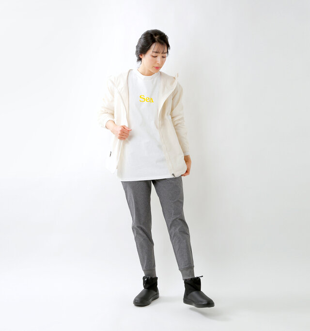 model mizuki:168cm / 50kg
color : tnf black / size : 6(約24.0㎝)