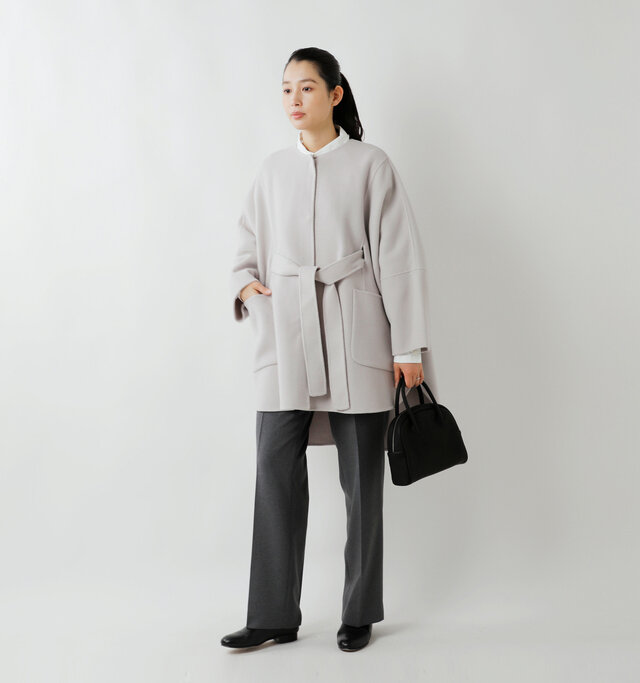model mizuki：168cm / 50kg 
color : gray beige / size : F