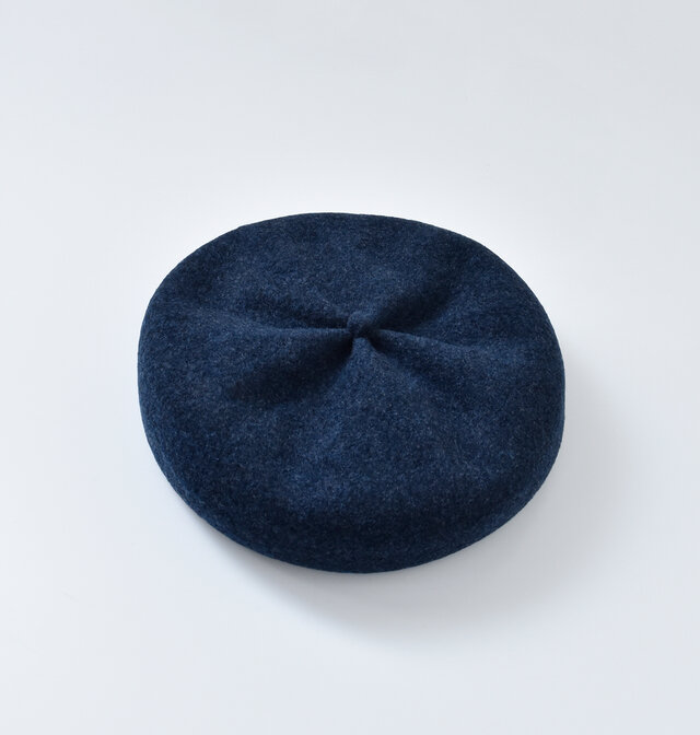 color : navy