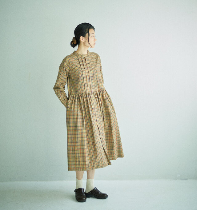 モデル161cm 着用サイズ:0(BEIGE)