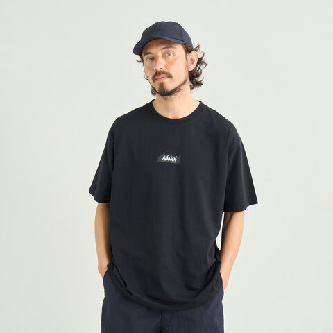 NANGA|ECO HYBRID MT LOGO TEE/エコハイブリッド MTロゴティー