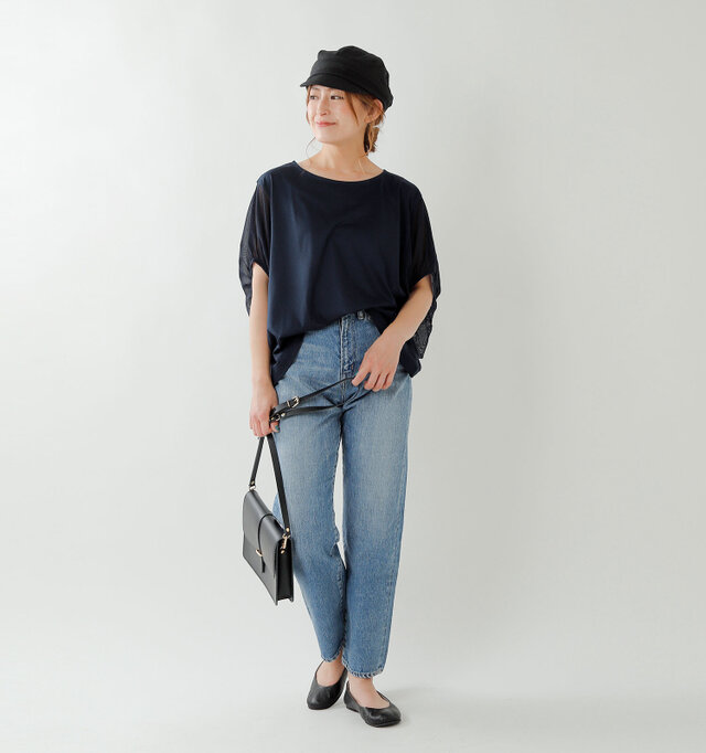 model tomo:158cm / 45kg
color : navy / size : F
