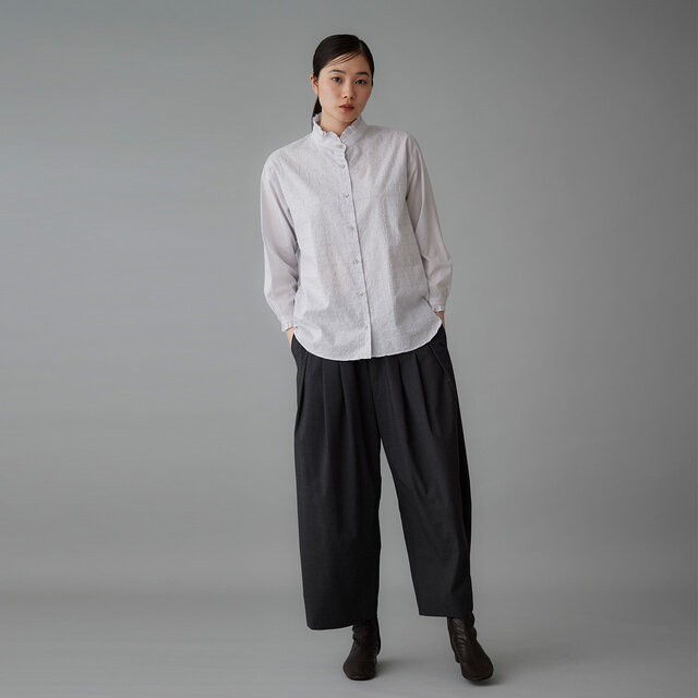 model:168cm color:ライトグレー