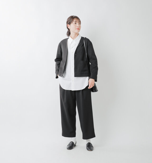 model mizuki：168cm / 50kg
color : black / size : F