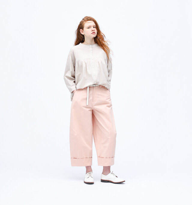 model 173cm
color : light gray / size : M