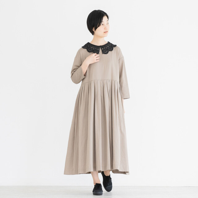 モデル身長 163cm 着用カラー ベージュ