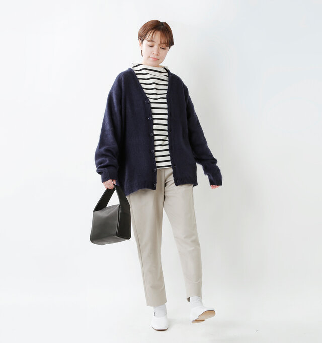 model saku:163cm / 43kg
color : navy / size : M