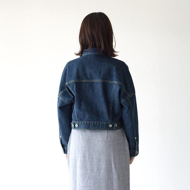 (Back)